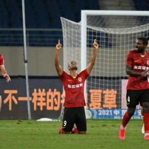 星空体育app-回顾亚泰第一阶段“火力点”：儒尼奥尔3次梅开二度